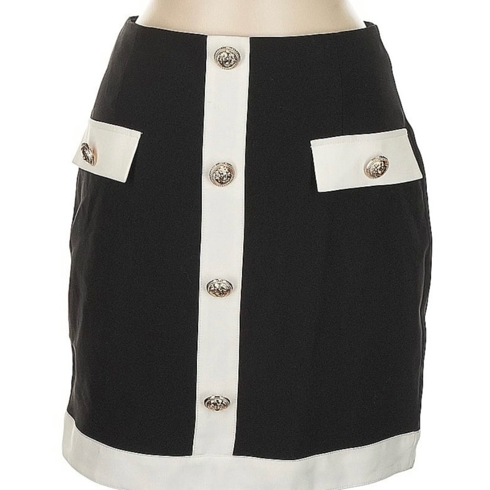 Elegant Black and White Buttoned Pencil Skirt